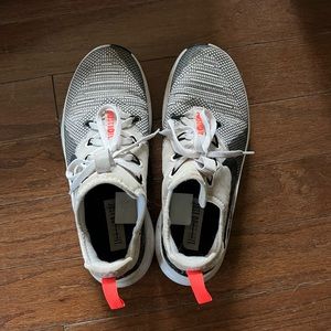 Nike flynknit metcon training shoe